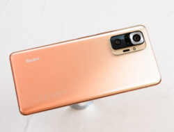 3 Perbandingan Xiaomi Redmi Note 10 Pro dengan HP Mirip di Pasaran