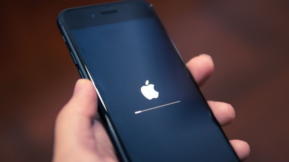 Cara Mengatasi iPhone yang Hang atau Tidak Responsif