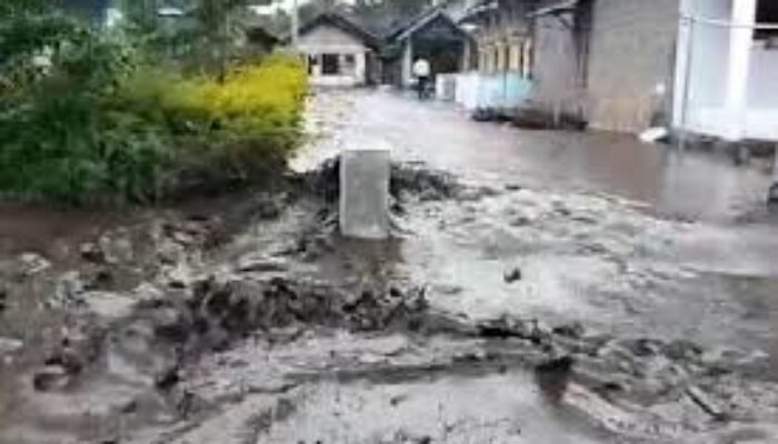 Arti Mimpi Banjir Air Lumpur yang Kotor Secara Umum