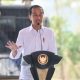 Presiden Jokowi Meresmikan Pembangunan Proyek Penghasil Gas Bumi Terbesar di Papua Barat