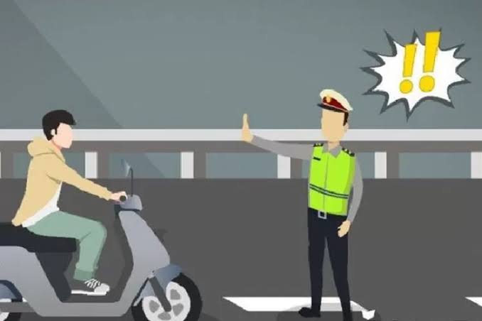 Arti Mimpi Terkena Tilang Pakai Motor Sama Teman: Simbol Rasa Bersalah dan Konflik Batin