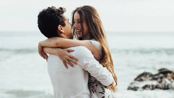 Tren Prompt AI untuk Pacar Mesra Romantis, Ekspresi Cinta di Dunia Digital