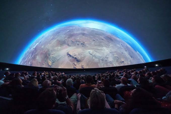 Pesona Planetarium: Cara Seru Menjelajahi Ruang Angkasa Tanpa Roket