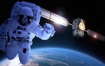 HP yang Dipakai Astronot di Luar Angkasa, Ini Fakta dan Teknologinya